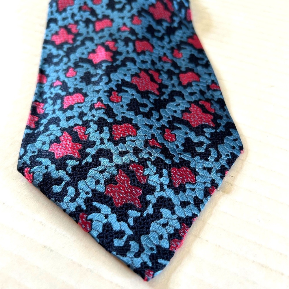 Reis of New Haven Levy's Nashville Silk Tie Blue Red Abstract Woven Vintage